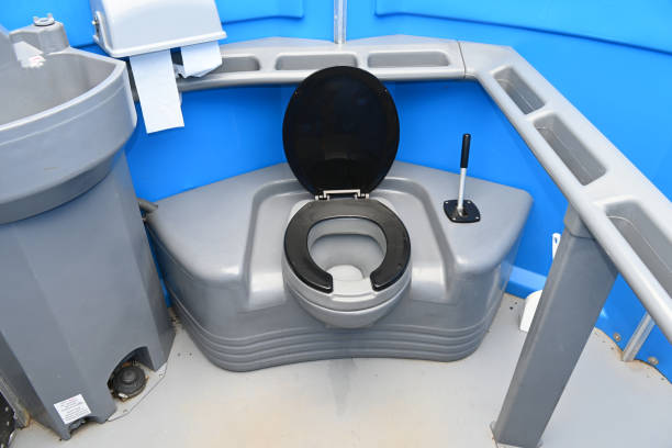 Best Porta potty rental near me  in Coquille, OR